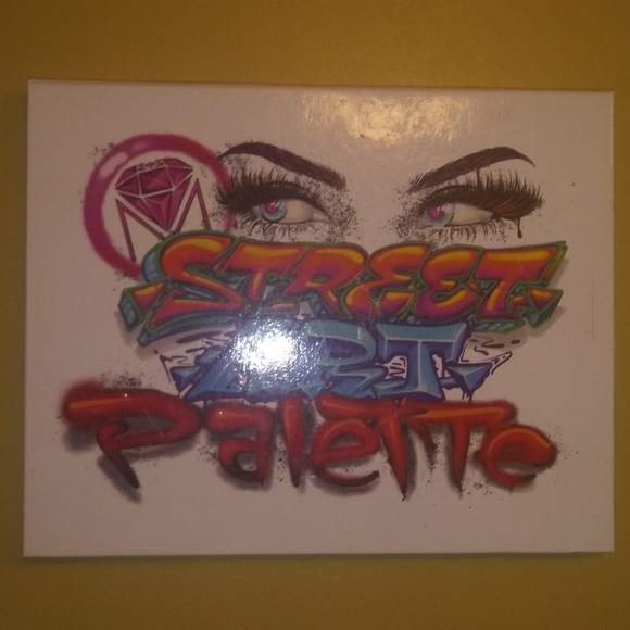 Ruby May Cosmetics - Picture 1 of 3